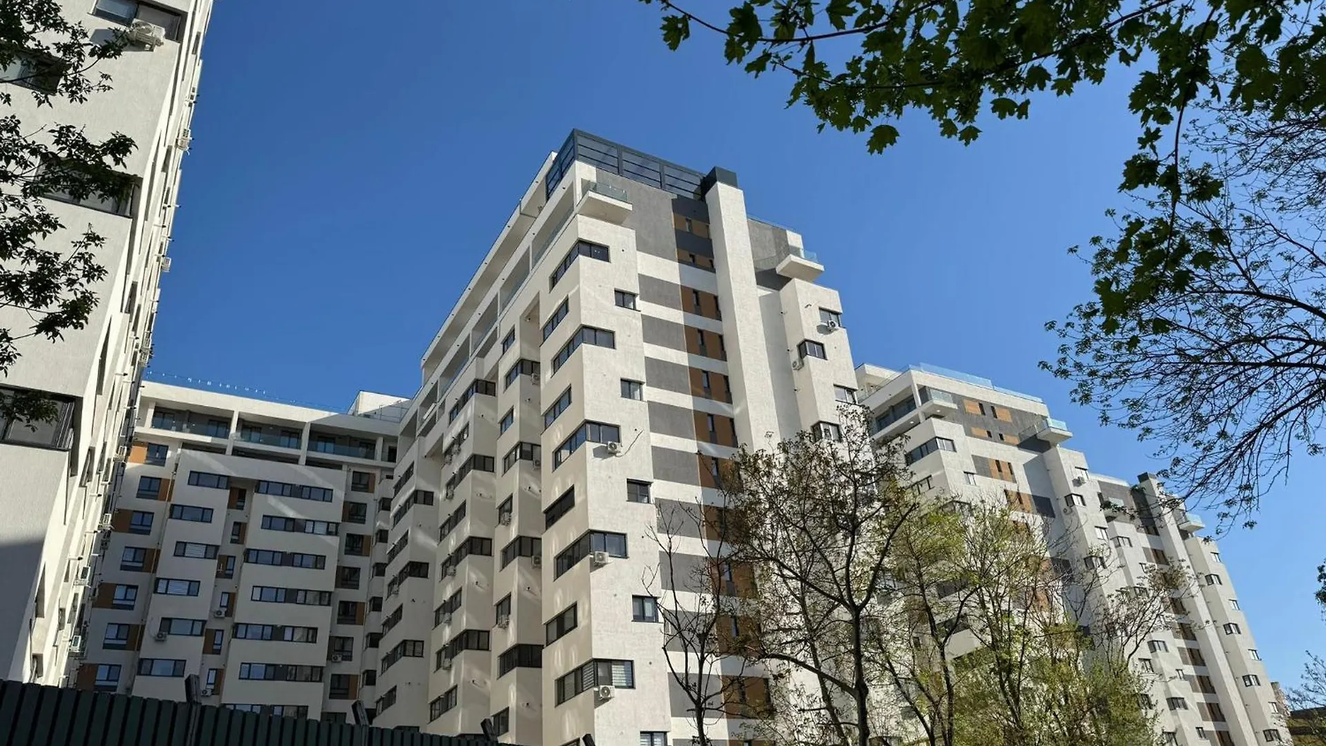 Luxury Glam Apartments Central Adress Bucuresti With Parking