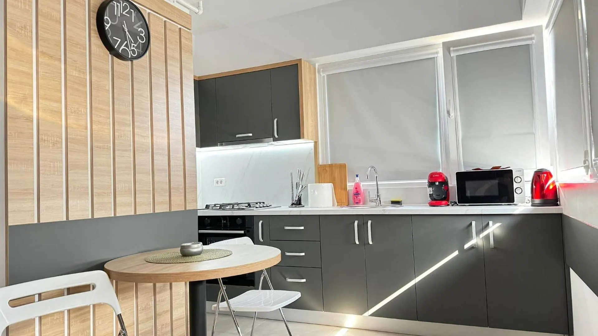Luxury Glam Apartments Central Adress Bucuresti With Parking 0*, Bucharest Romania